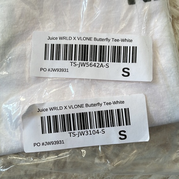 Juice Wrld x Vlone Butterfly T-shirt "Legends Never
Die" - Picture 4 of 5